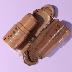 Make-Up Gezicht^Essence Baby Got Bronze Shimmering Bronzer