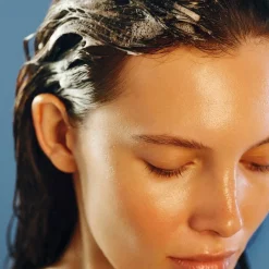 Volumeshampoo^Augustinus Bader De rijke shampoo