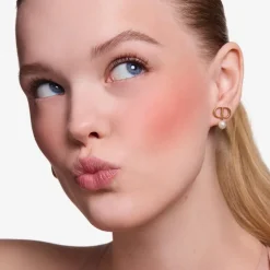 Blush^DIOR Forever Blush Soft Filter, Vloeibare Whipped Blush - Blurring Matte Finish