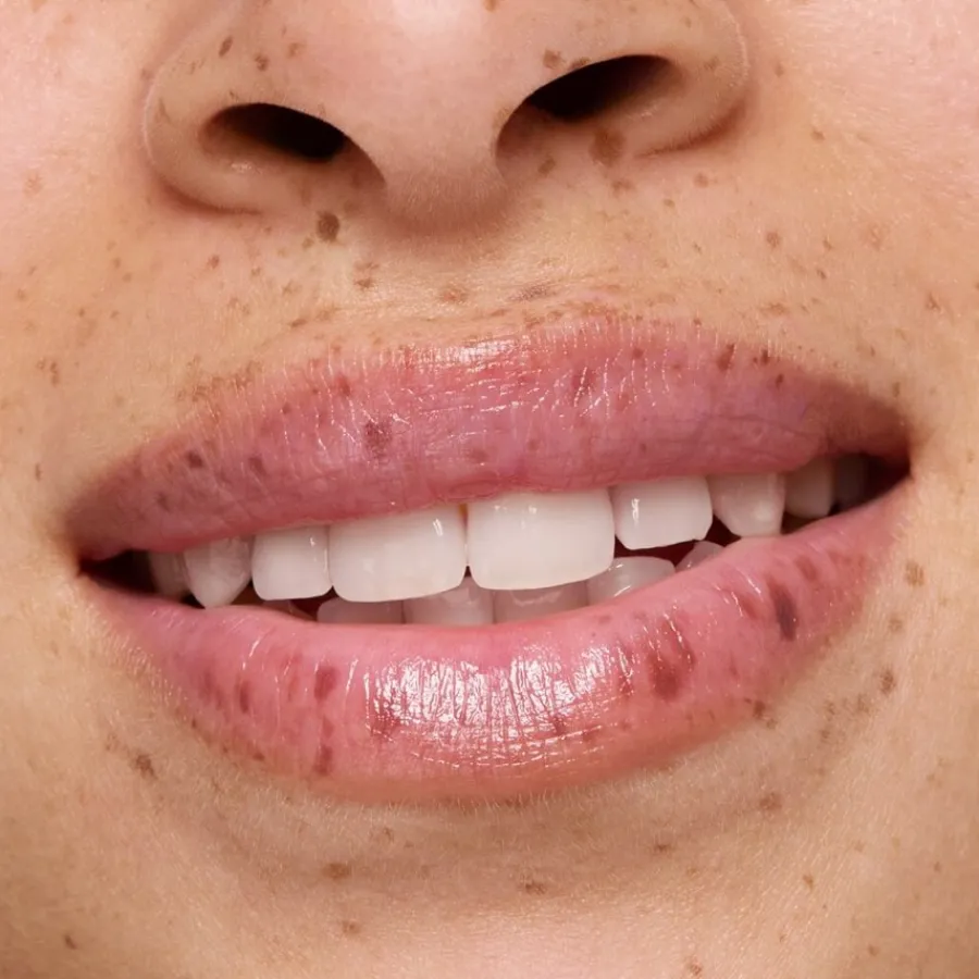 Lippen^Essence Fruity Lip Balm