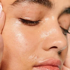 Reinigingsolie|Gezichtsolie^Benefit Get Unblocked - Porie-zuiverende en make-up verwijderende reinigingsolie