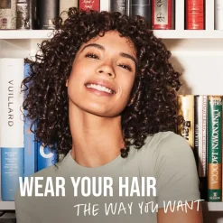 Styling Spray^KMS Haarlak werken