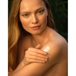 Heren|Hand & Voet^WELEDA Huid Eten Licht, Intensieve, snel absorberende moisturizer voor gezicht en lichaam