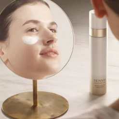 Gezichtscrème^SENSAI Micro Mousse Treatment