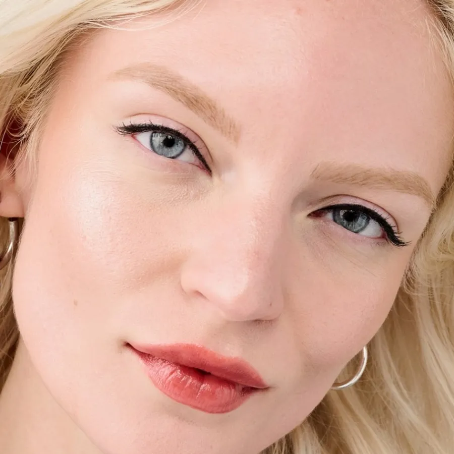 Wenkbrauwpotloden|Wenkbrauwpoeder^Benefit Mighty Fine Brow Pen - Super fijn wenkbrauwpotlood met driedubbele punt