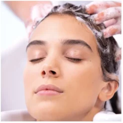 Droog Haar^Revlon Professional Moisture Micellar Shampoo