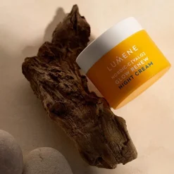 Nachtcrème^Lumene Overnight Bright Slaapcrème