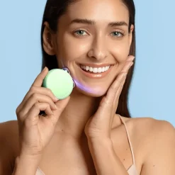 Gezichtsmassage^Foreo Pistachio