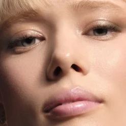 Lipgloss^Armani Prisma Glass Icy Plumper