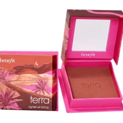 Blush^Benefit Terra Rouge, Terracotta met gouden glans