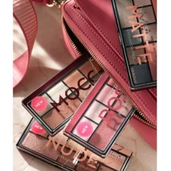 Ogen^Catrice The Cozy Earth Eyeshadow Palette