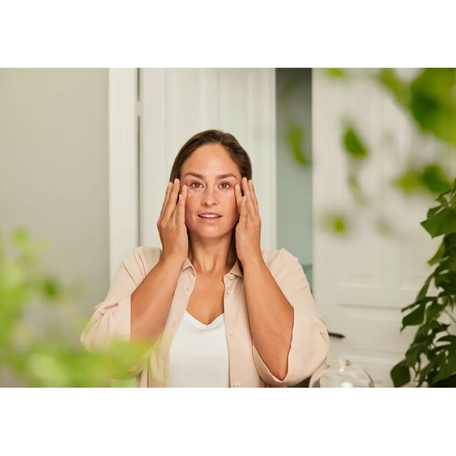 Dagverzorging|Nachtverzorging^WELEDA Verstevigende oogverzorging granaatappel & maca peptiden, Vermindert rimpels, wallen en donkere kringen onder de ogen