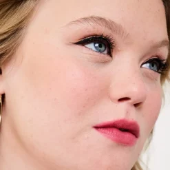 Eyeliner^Benefit Voering